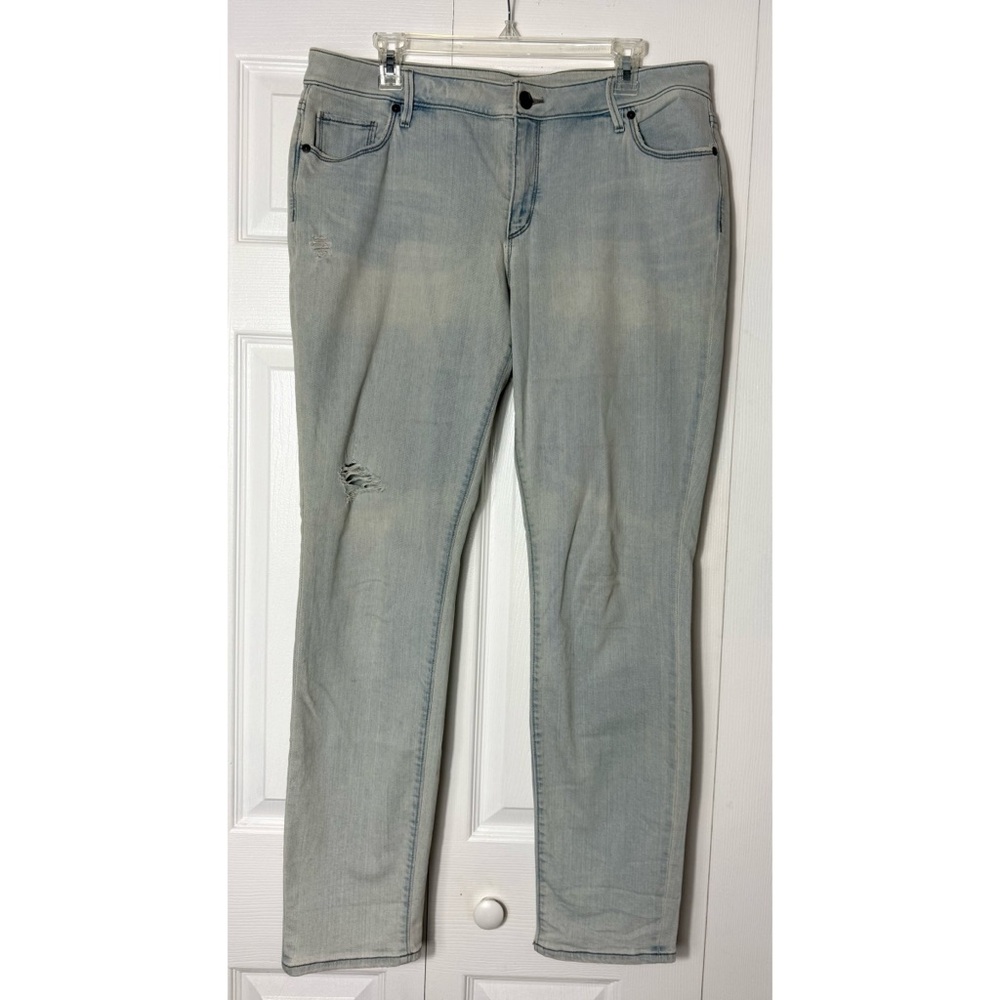 LOFT Ann Taylor Light Blue Distressed Curvy Skinny Jeans Vintage Wash Size 14